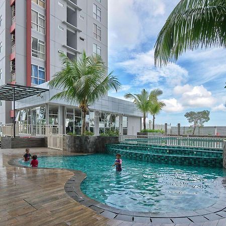 Comfortable And Good Deal 2Br Apartment At Vida View Makassar By Travelio Pampang Exterior foto