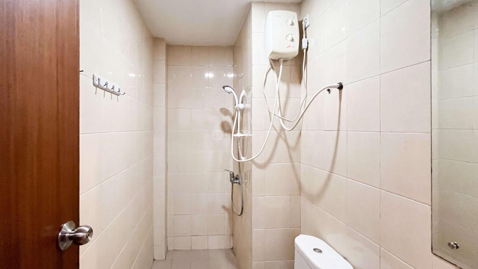 Comfortable And Good Deal 2Br Apartment At Vida View Makassar By Travelio Pampang Exterior foto
